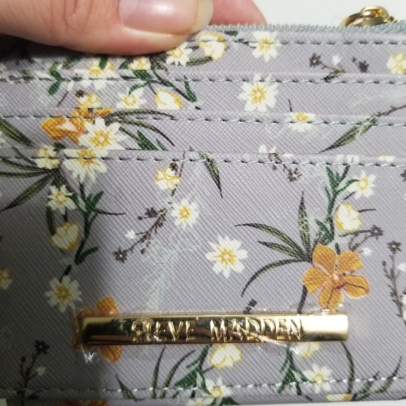 Brand new Steve Madden small wallet - Picture 3 of 5